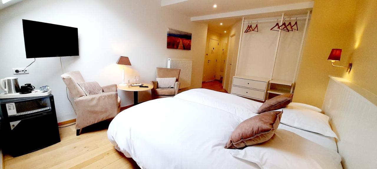 La Ferme Du Soyeuru Hotell Spa Exteriör bild